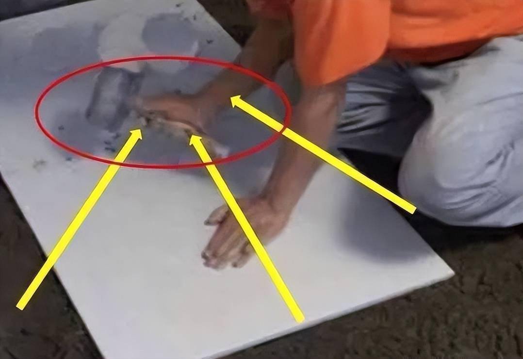 贴砖师傅贴错了还给工钱吗(装修砖贴错了返工会不会不好) 贴砖师傅贴错了还给工钱吗(装修砖贴错了返工会不会不好)